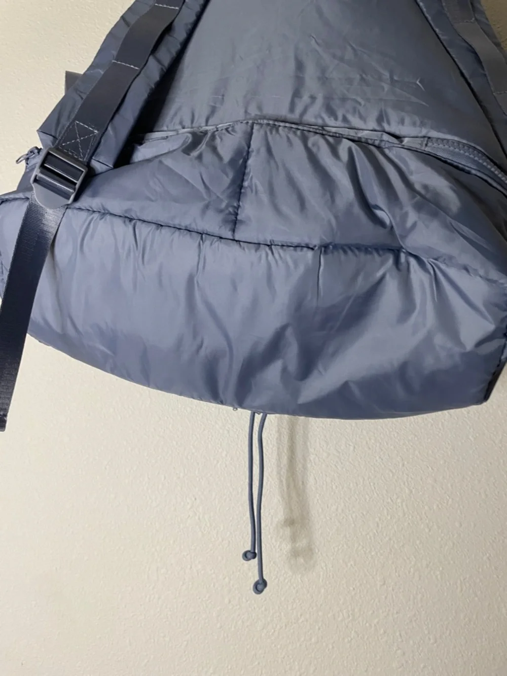 Blogilates Ultimate Athletic Trainer Backpack Blue Puffer Gym Yoga Weekender - Picture 5 of 7